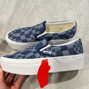 Classic Slip-On Platform Vans